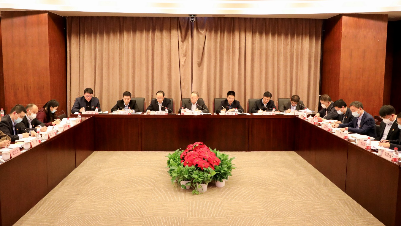 中国3377体育全网发展党委理论进建中心组专题进建